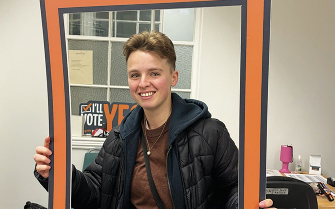 Tik Tok Star Showcases Bilston Business